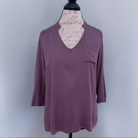 LISA RINNA COLLECTION Stretch Woven V-Neck Blouse - Picture 4 of 7